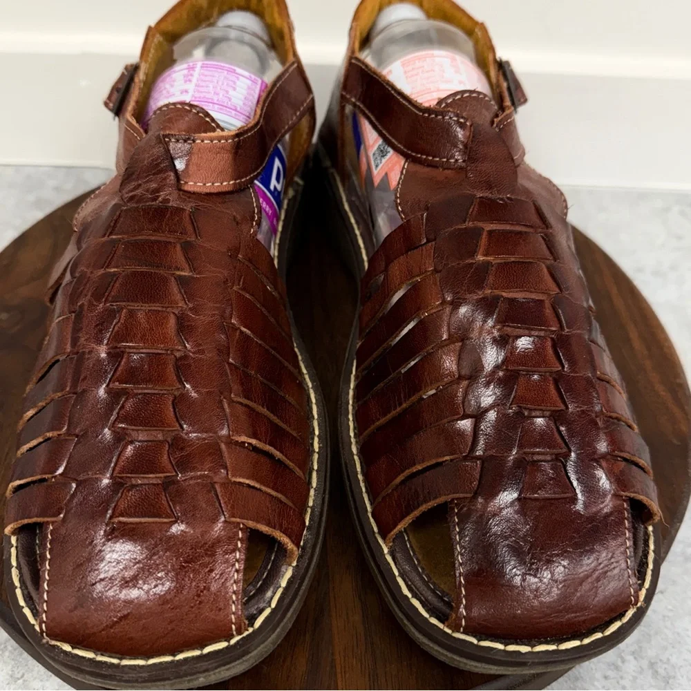 Brown Leather‎ Sandals